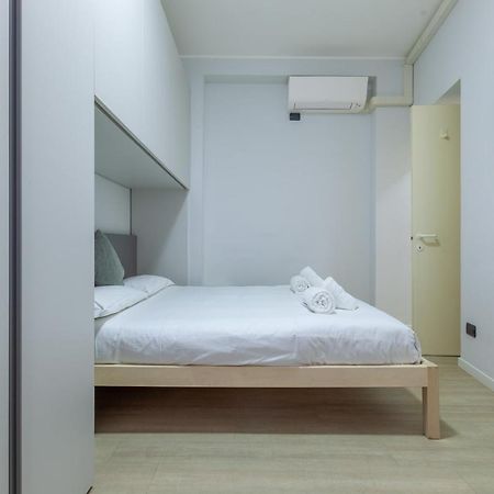 Darsena Navigli Apt - 800 M Far From P.Ta Genova M2 Apartamento Milão Exterior foto