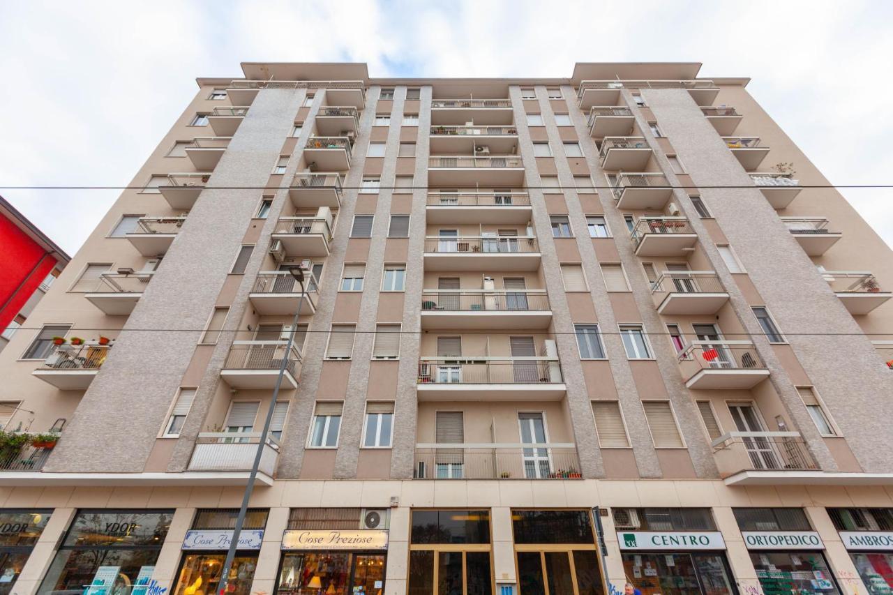 Darsena Navigli Apt - 800 M Far From P.Ta Genova M2 Apartamento Milão Exterior foto