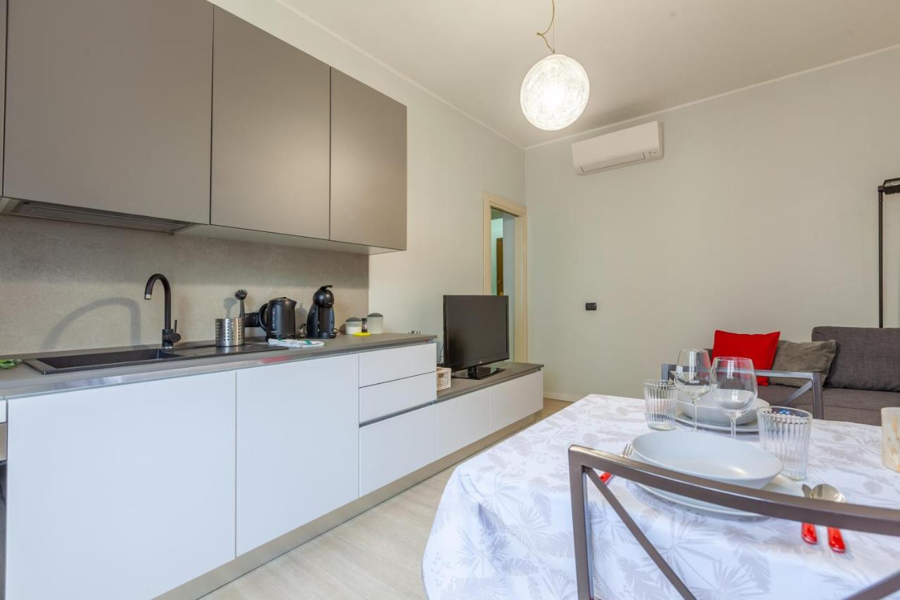 Darsena Navigli Apt - 800 M Far From P.Ta Genova M2 Apartamento Milão Exterior foto