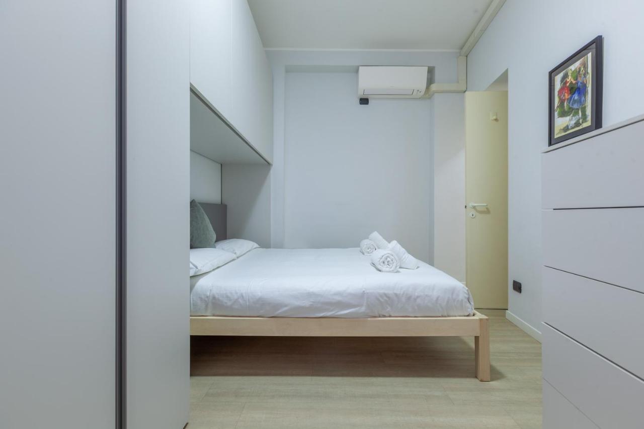 Darsena Navigli Apt - 800 M Far From P.Ta Genova M2 Apartamento Milão Exterior foto